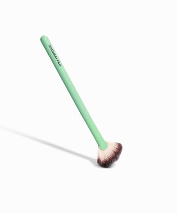 Mini Fan Brush